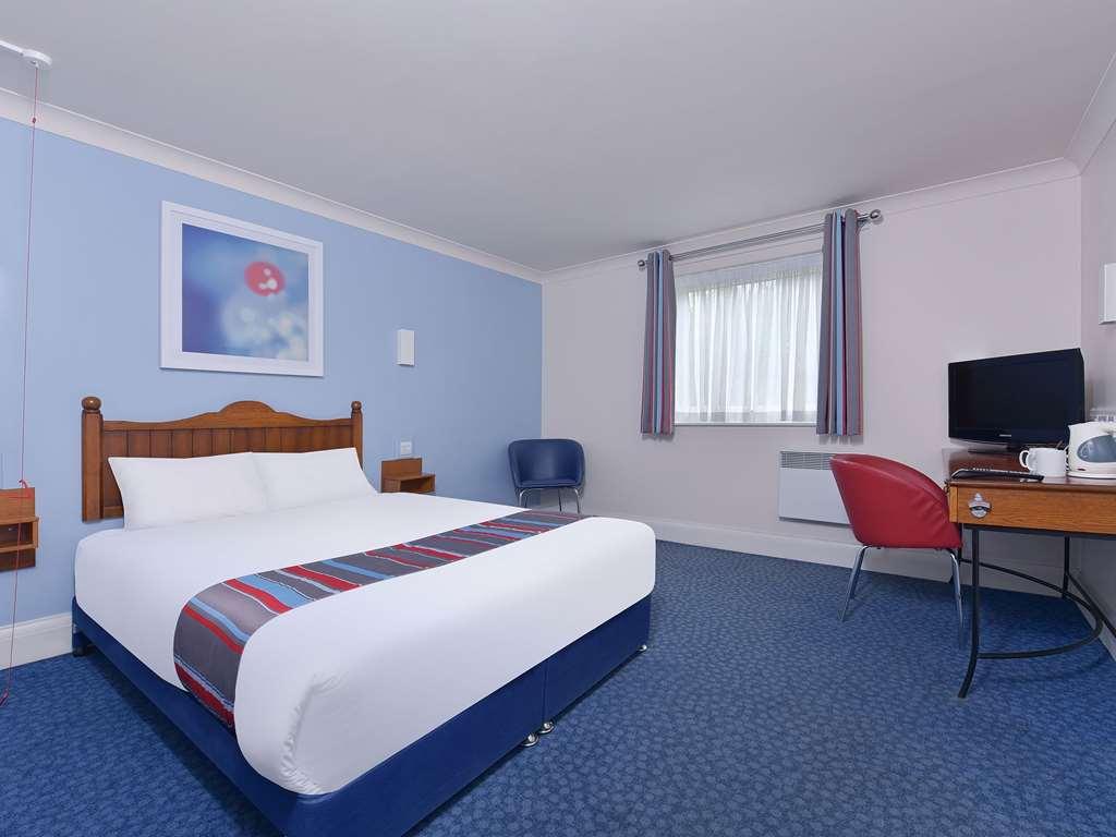 Travelodge Derby Chaddesden Room photo